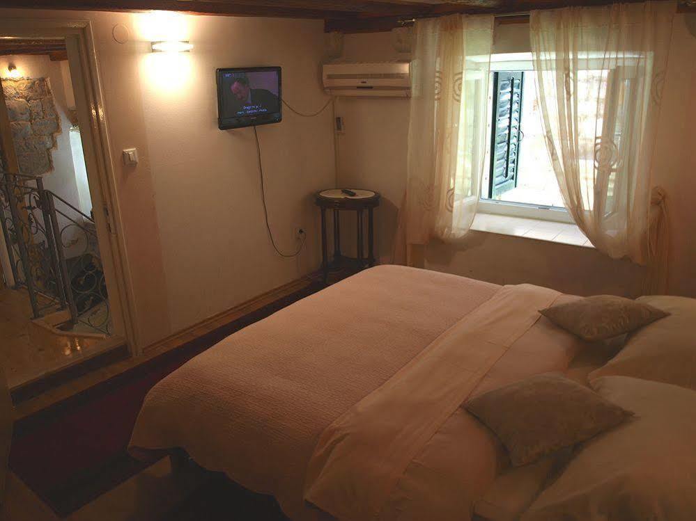 Vicelic Pensionat 3*